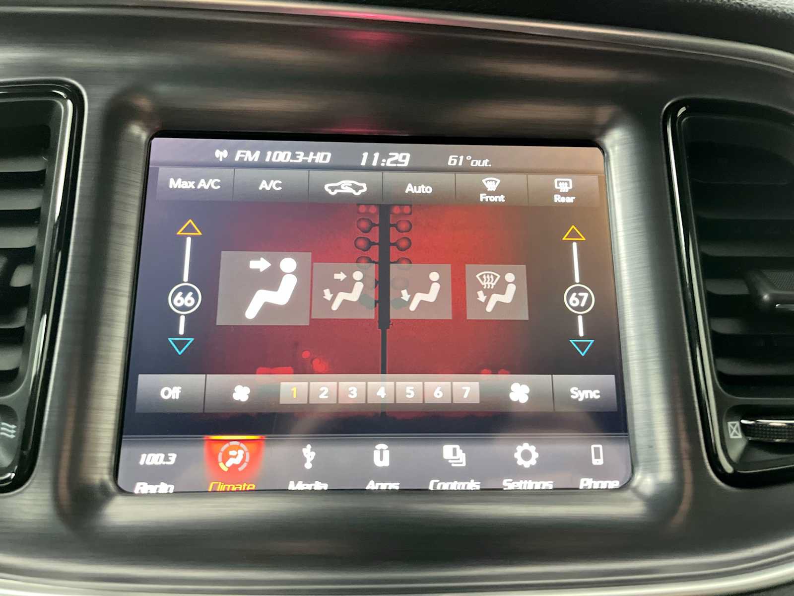 Used 2018 Dodge Challenger SXT w/ Blacktop Package RWD image 22