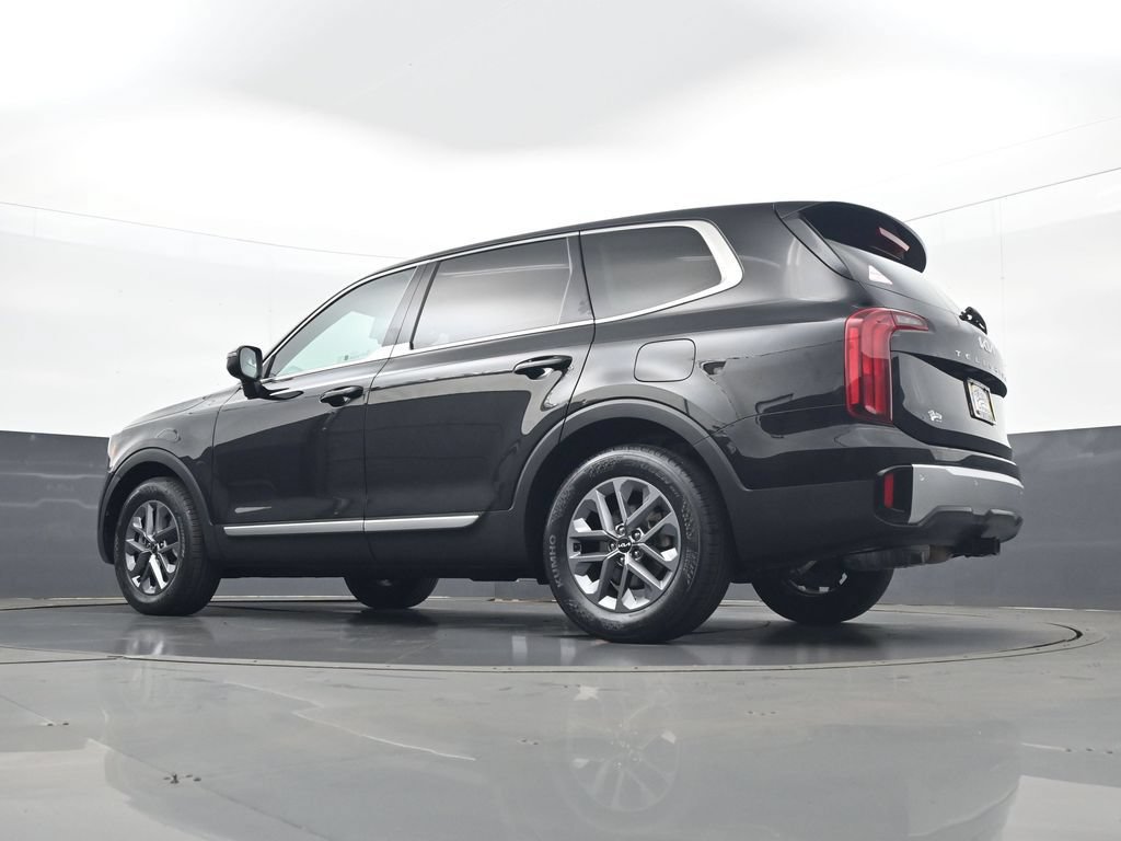 Used 2024 Kia Telluride LX AWD/4WD image 28