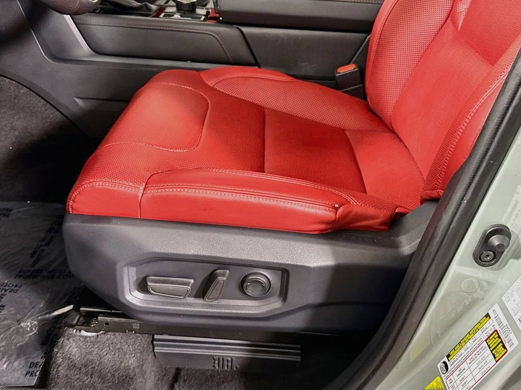 Certified 2022 Toyota Tundra TRD Pro AWD/4WD image 27