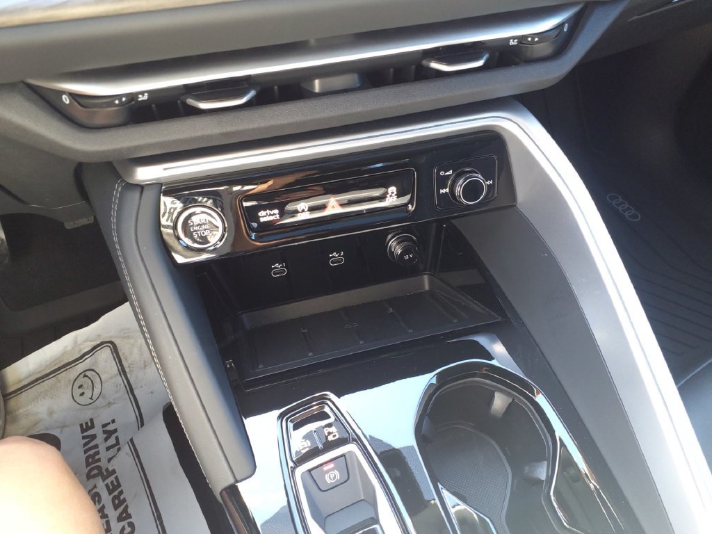 Used 2025 Audi Q5 Premium Plus AWD/4WD image 25