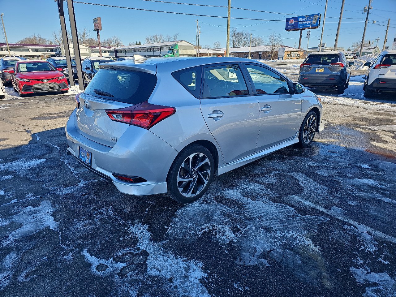 Used 2017 Toyota Corolla iM image 6