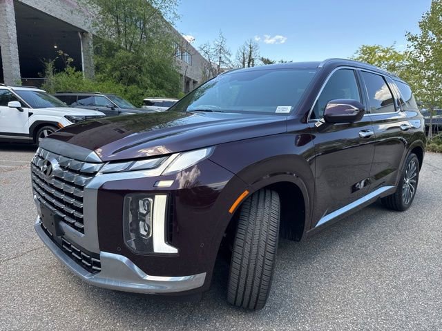 Used 2023 Hyundai Palisade Calligraphy w/ Cargo Package AWD/4WD image 3
