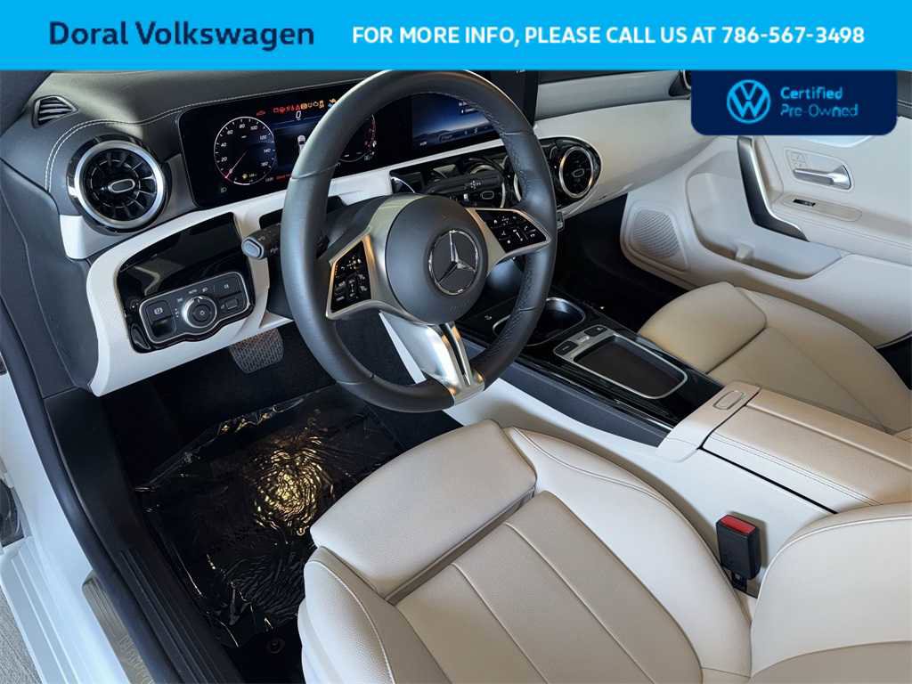 Used 2025 Mercedes-Benz CLA 250 image 13