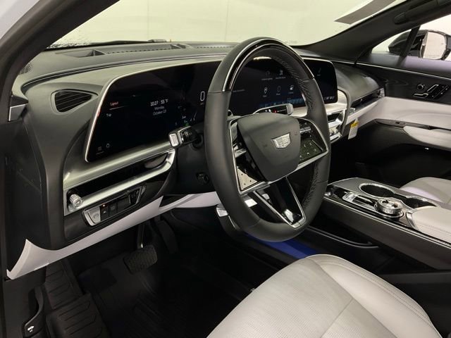 New 2026 Cadillac Lyriq Sport image 17