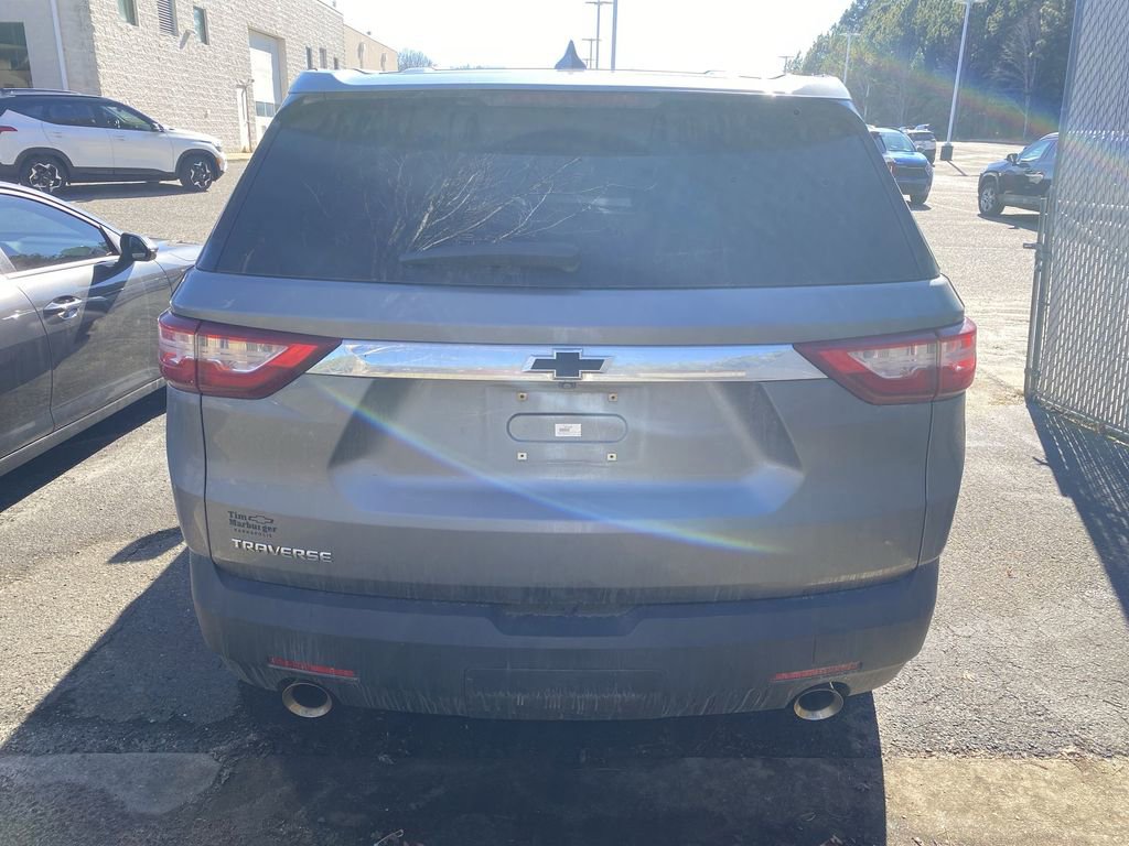 Used 2021 Chevrolet Traverse LS image 6
