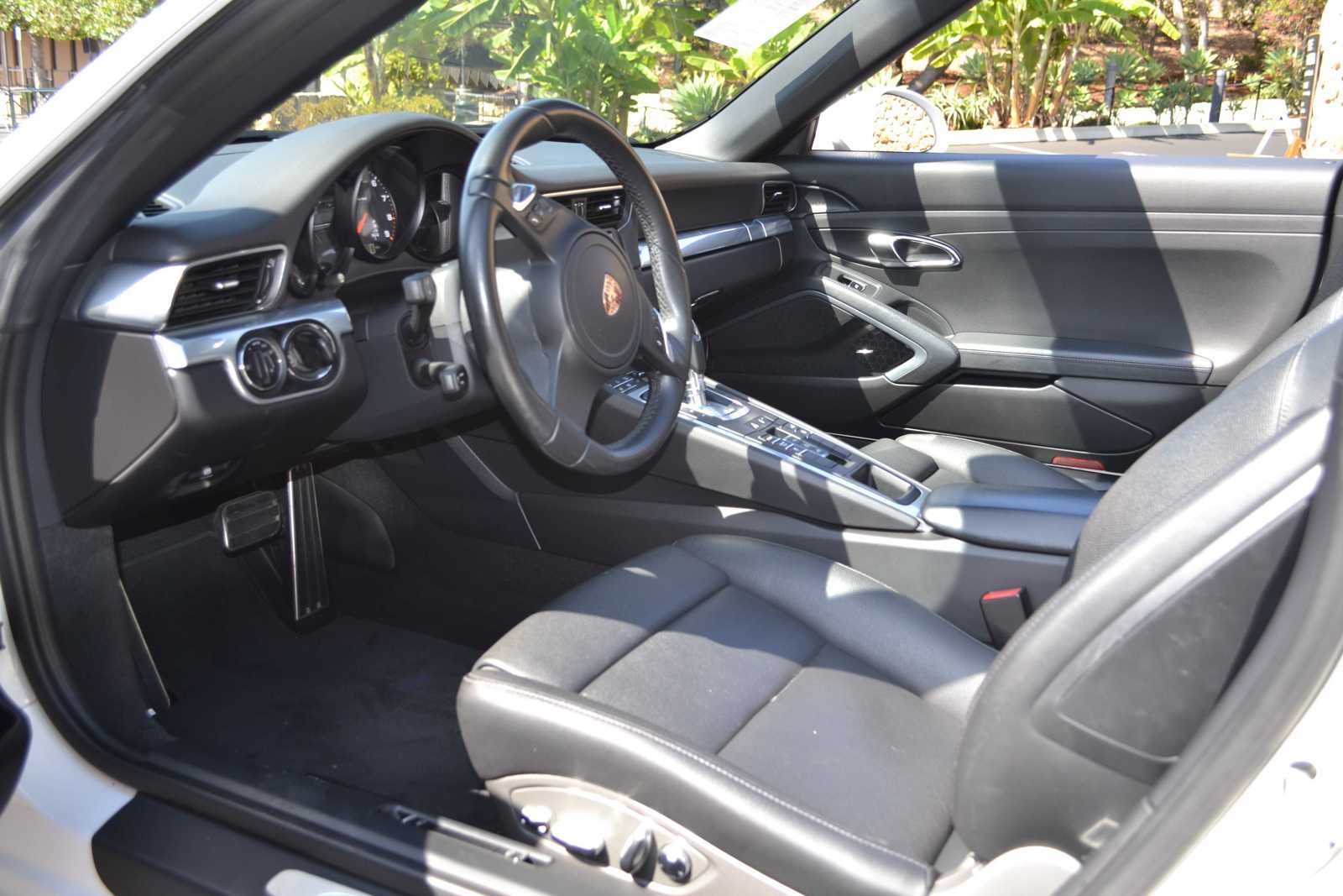Used 2012 Porsche 911 Carrera RWD image 11