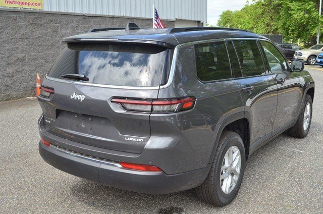 New 2025 Jeep Grand Cherokee L Laredo w/ Luxury Tech Group I image 8