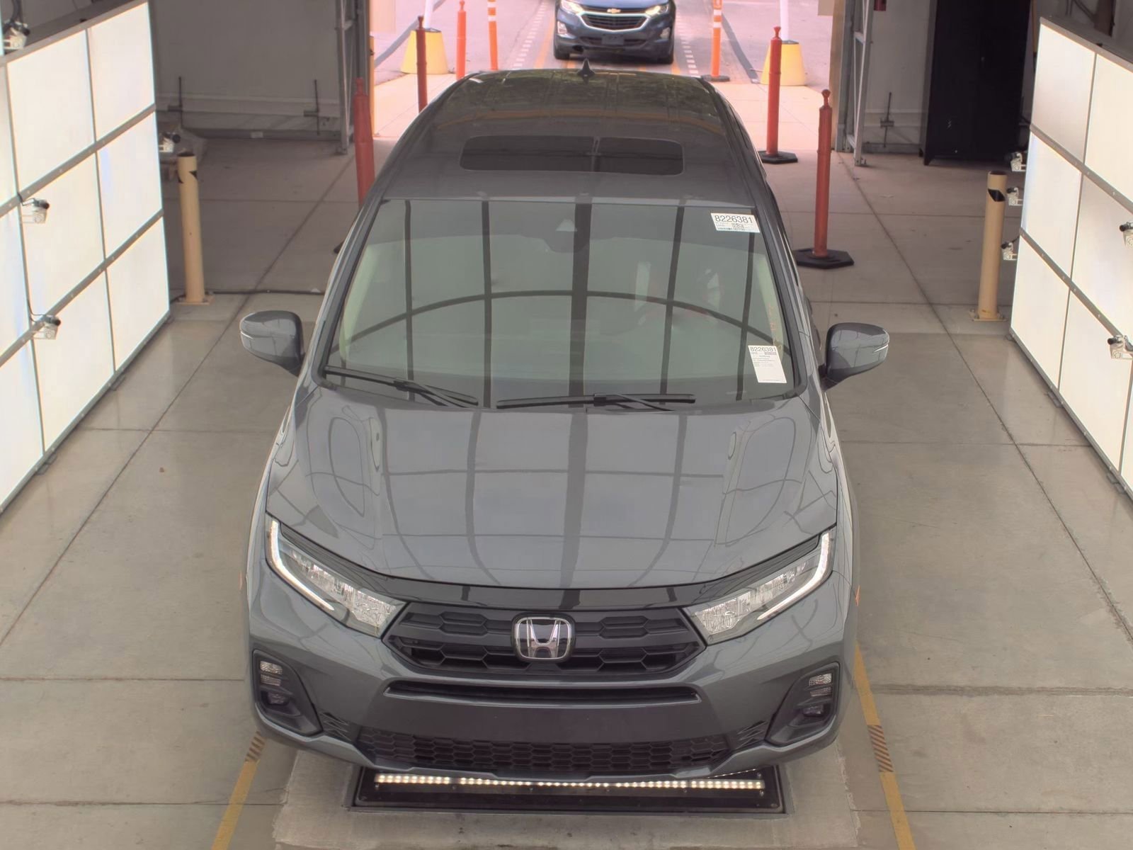 Used 2025 Honda Odyssey EX-L image 2