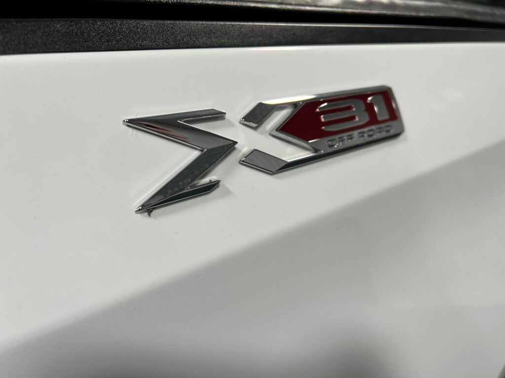 Used 2021 GMC Sierra 1500 Elevation w/ X31 Off-Road Package image 16