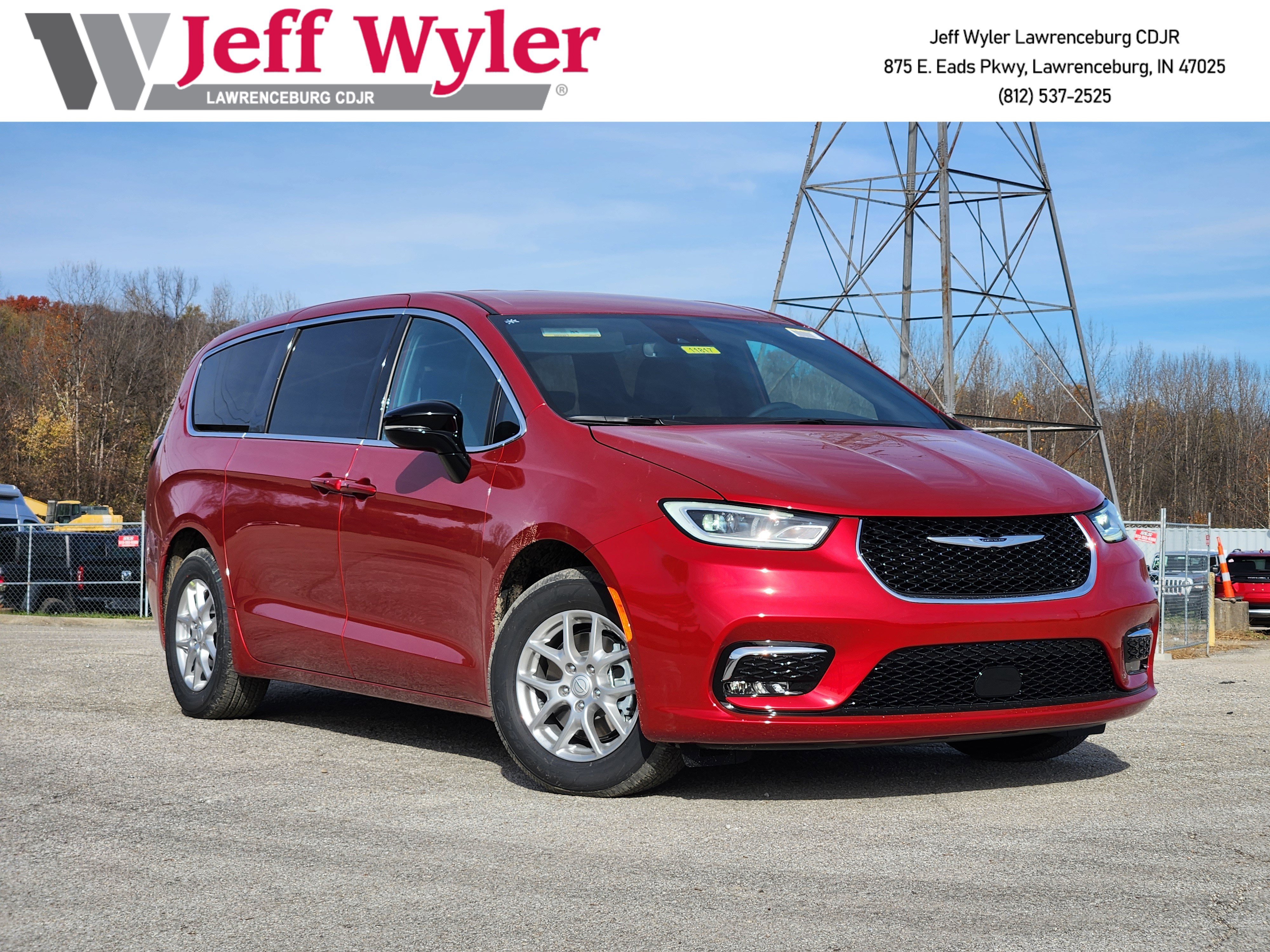 New 2026 Chrysler Pacifica Select FWD image 1
