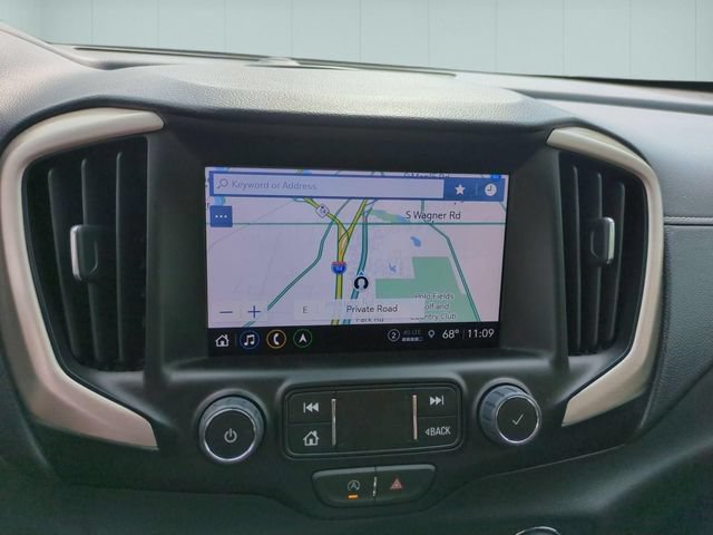 Used 2024 GMC Terrain Denali w/ Denali Premium Package AWD/4WD image 14