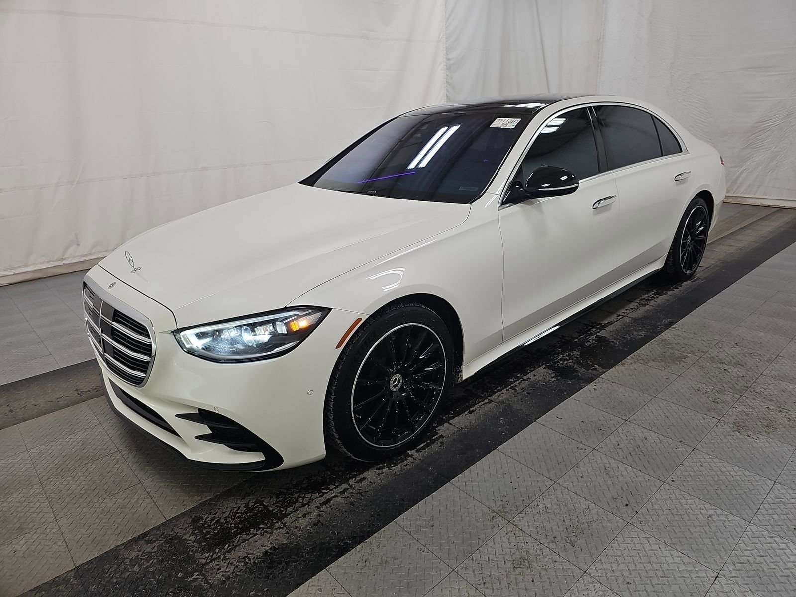 Used 2022 Mercedes-Benz S 500 4MATIC image 4