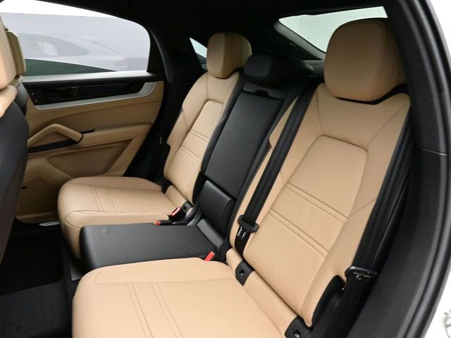 New 2026 Porsche Cayenne Coupe image 14