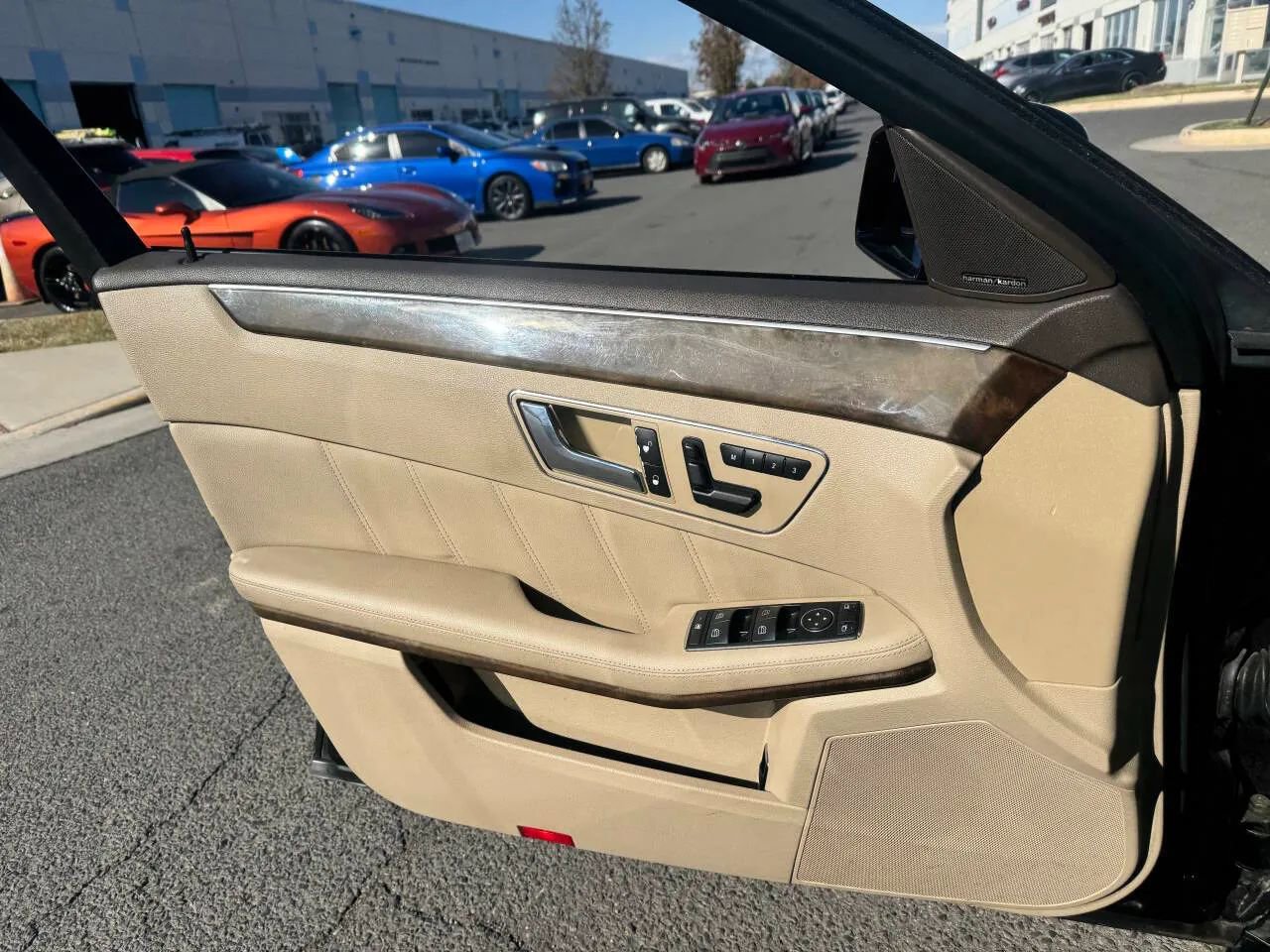 Used 2010 Mercedes-Benz E 350 4MATIC Sedan image 7