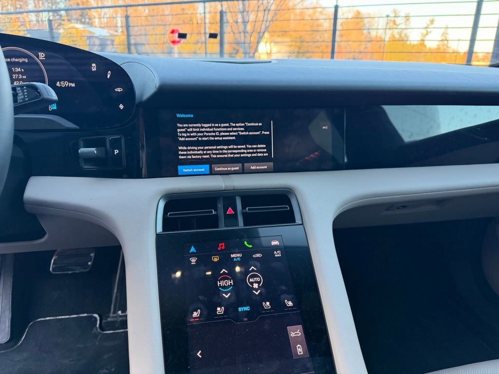 Certified 2025 Porsche Taycan 4S image 24