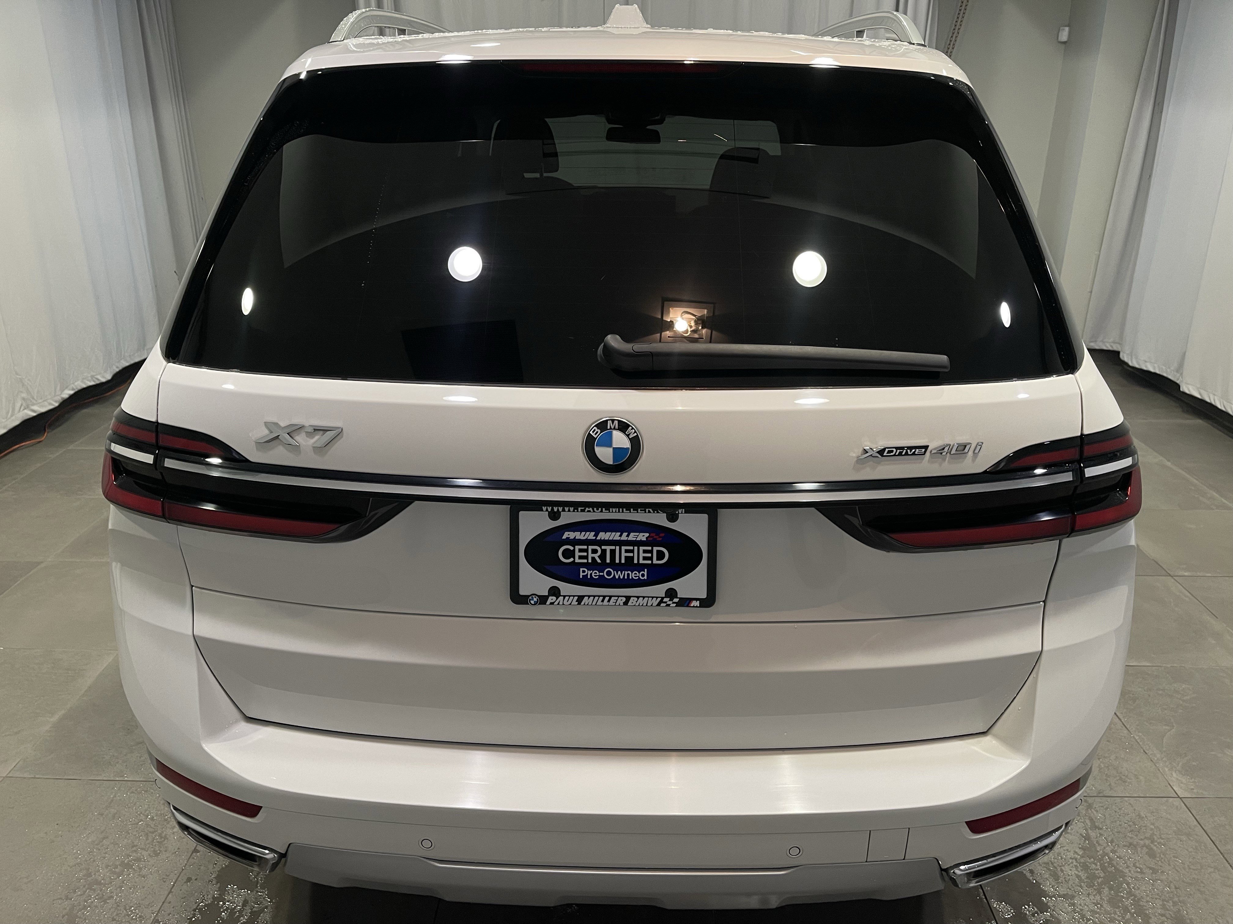 Used 2024 BMW X7 xDrive40i w/ Premium Package AWD/4WD image 6