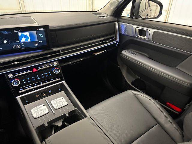 New 2026 Hyundai Santa Fe Limited AWD/4WD image 16