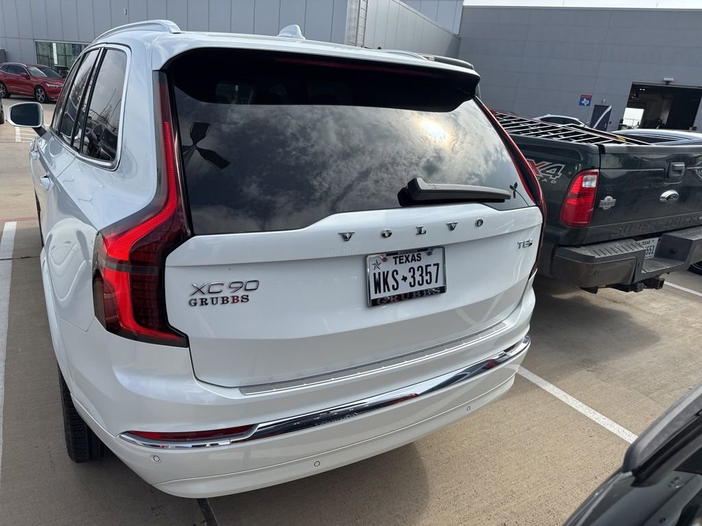 Certified 2025 Volvo XC90 T8 Plus w/ Protection Package Premier image 6