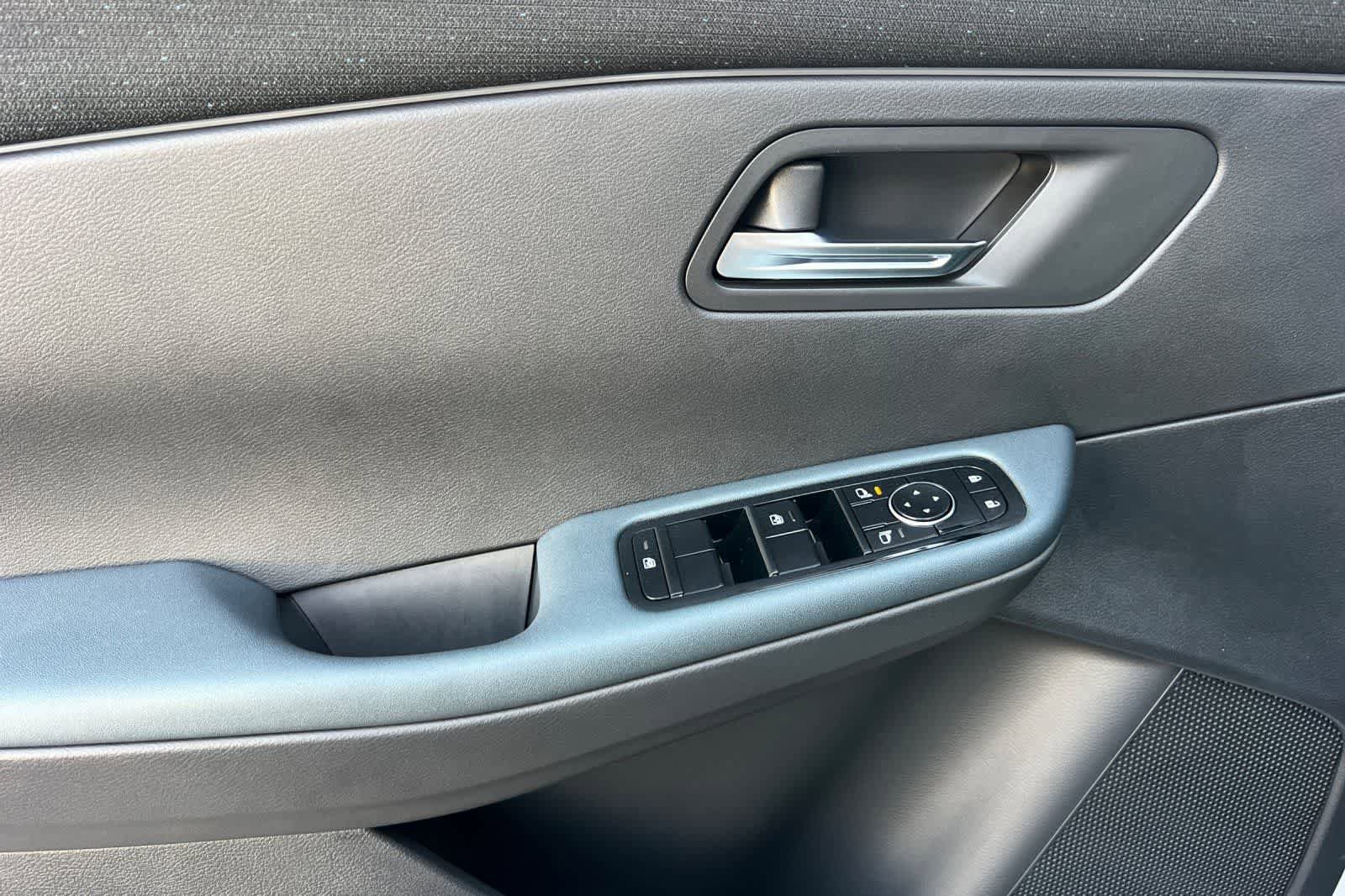 New 2026 Nissan Leaf SV+ FWD image 13