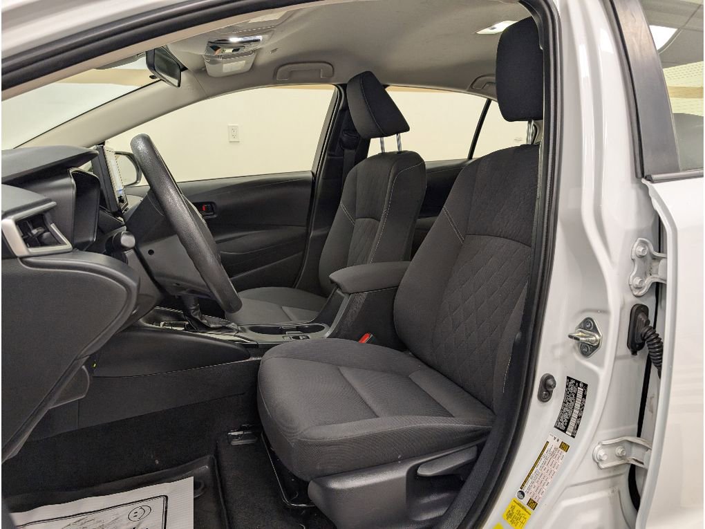 Used 2023 Toyota Corolla LE image 8