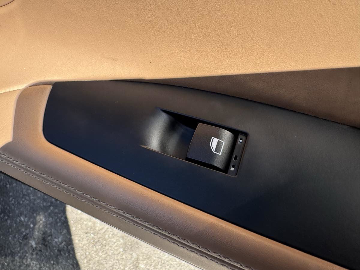 Used 2015 BMW 740Li image 36