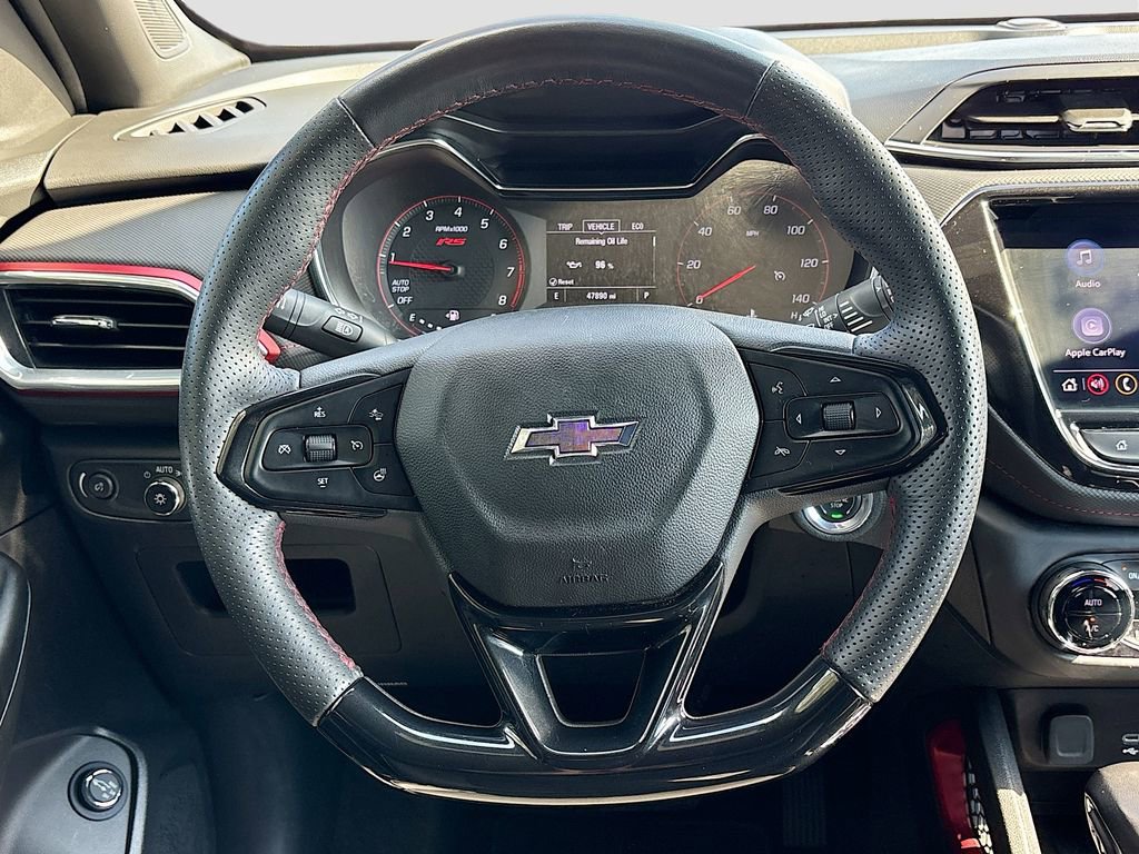 Used 2022 Chevrolet TrailBlazer RS w/ Sun and Liftgate Package image 11