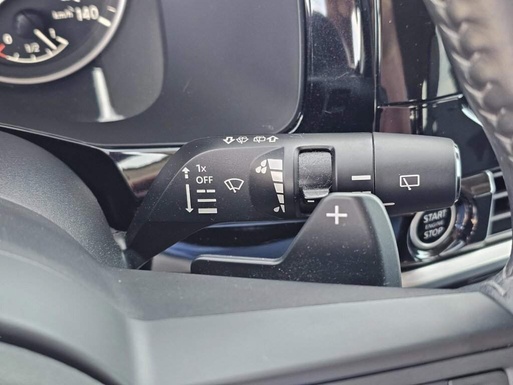 Used 2024 Nissan Pathfinder SV w/ Black Appearance Package image 24