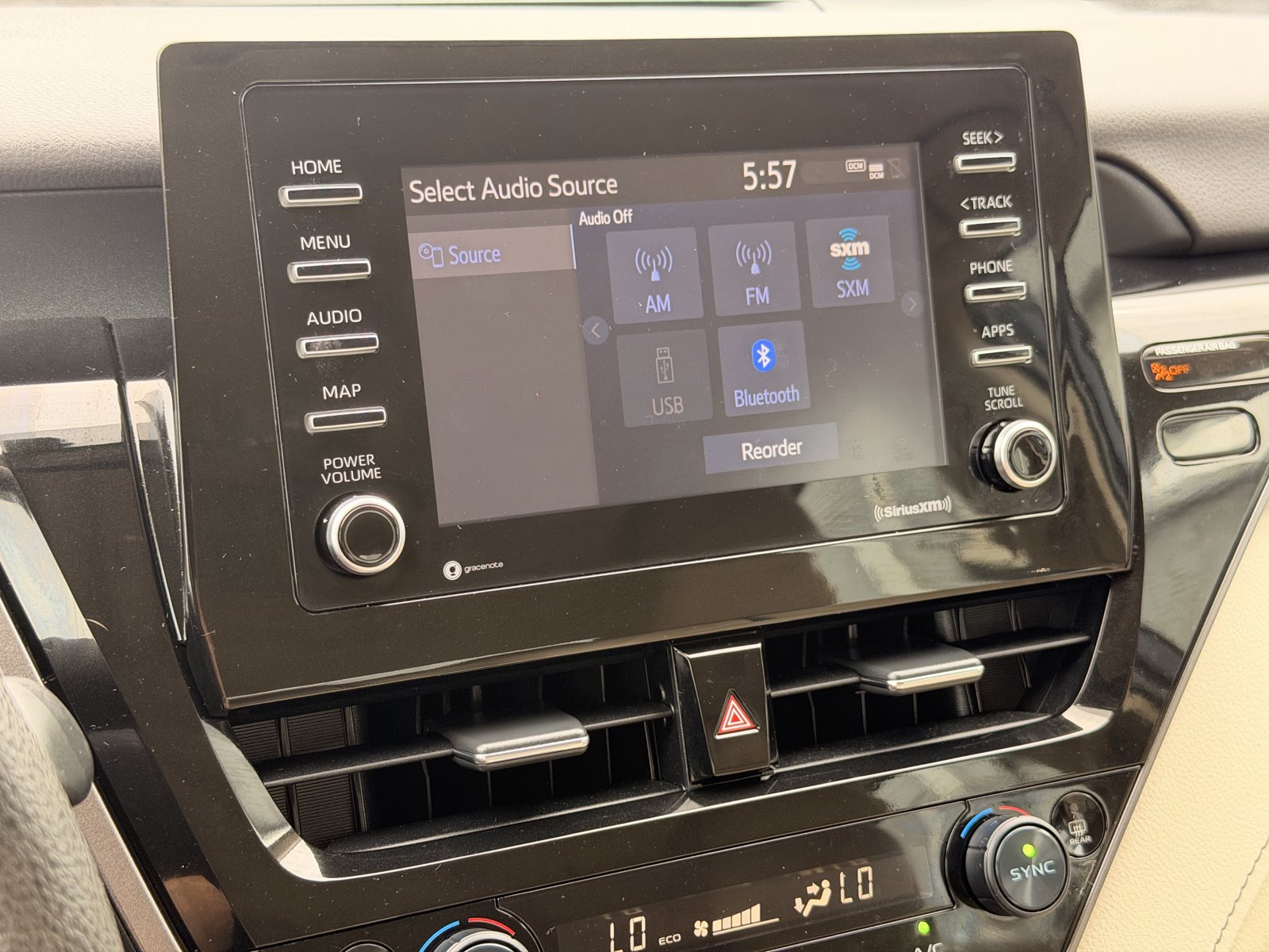 Used 2022 Toyota Camry LE AWD/4WD image 23