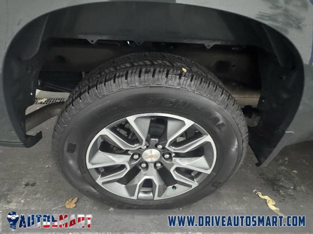 Used 2025 Chevrolet Silverado 1500 LT image 22