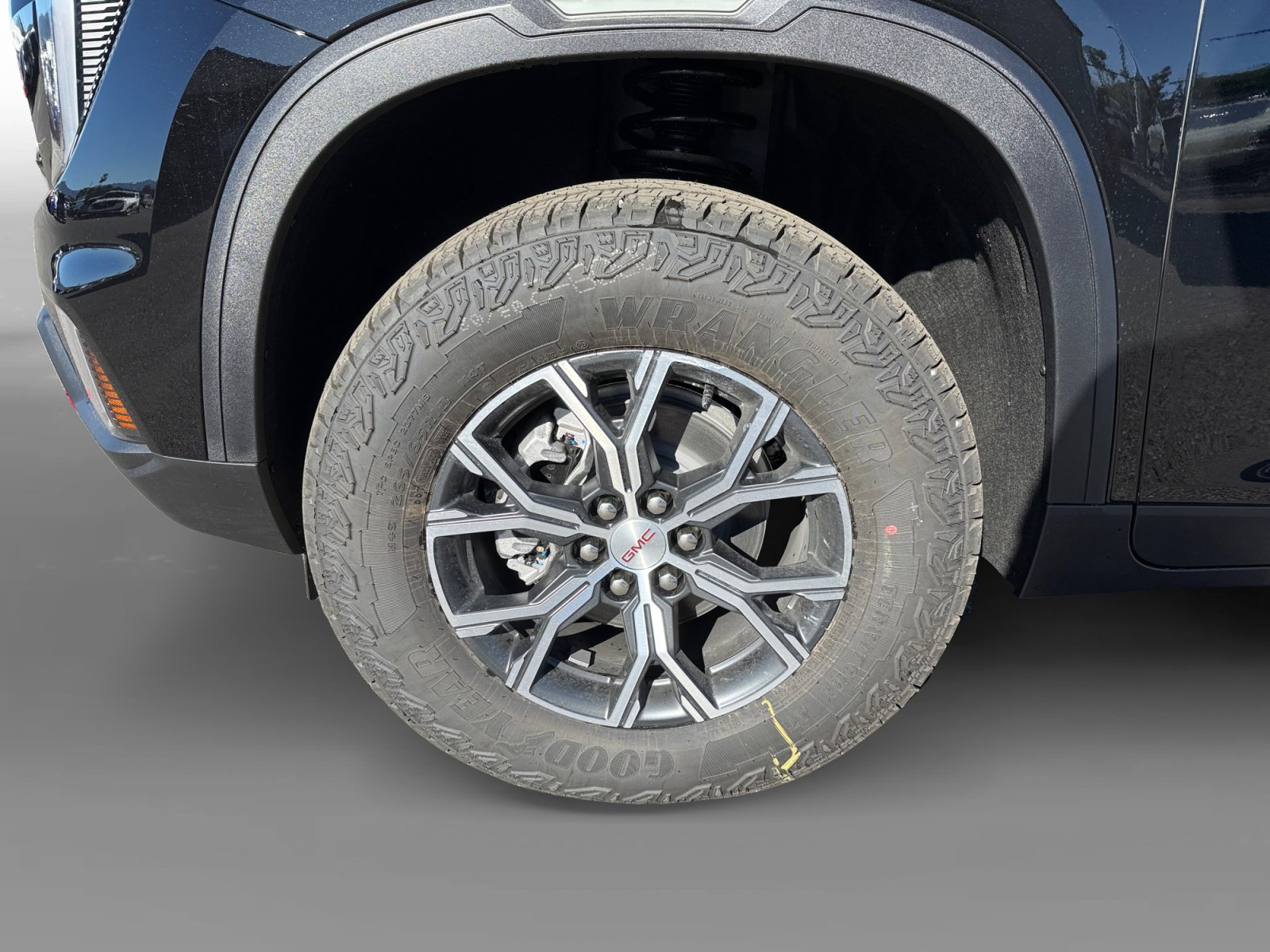 New 2026 GMC Acadia AT4 w/ Luxury Package image 9