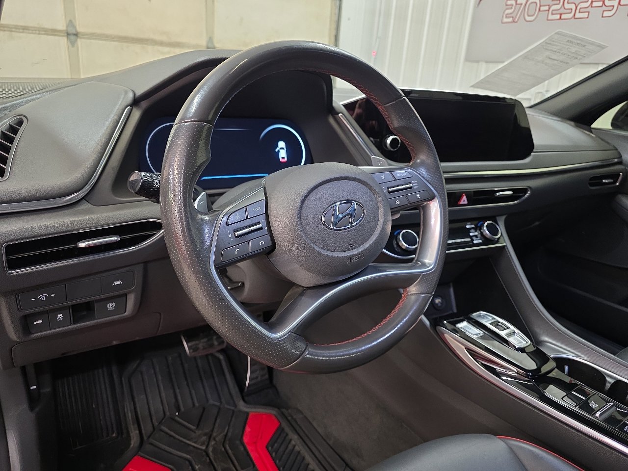 Used 2022 Hyundai Sonata SEL Plus w/ Preferred Accessory Package image 37