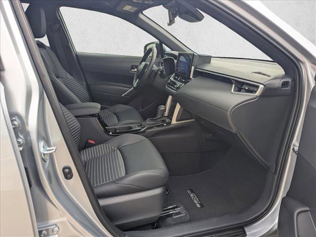 Used 2025 Toyota Corolla Cross AWD Hybrid w/ Convenience Package image 21
