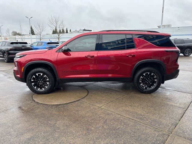 Used 2024 Chevrolet Traverse Z71 w/ Enhanced Driving Package image 5