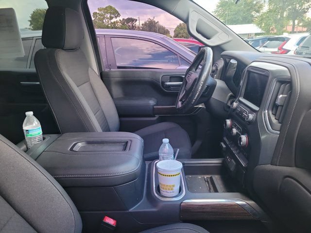 Used 2021 Chevrolet Silverado 1500 LT Trail Boss w/ Bed Protection Package AWD/4WD image 3