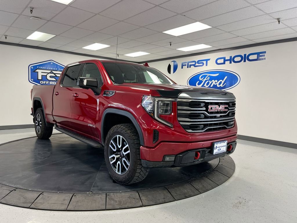 Used 2022 GMC Sierra 1500 AT4 w/ AT4 Premium Package AWD/4WD image 2