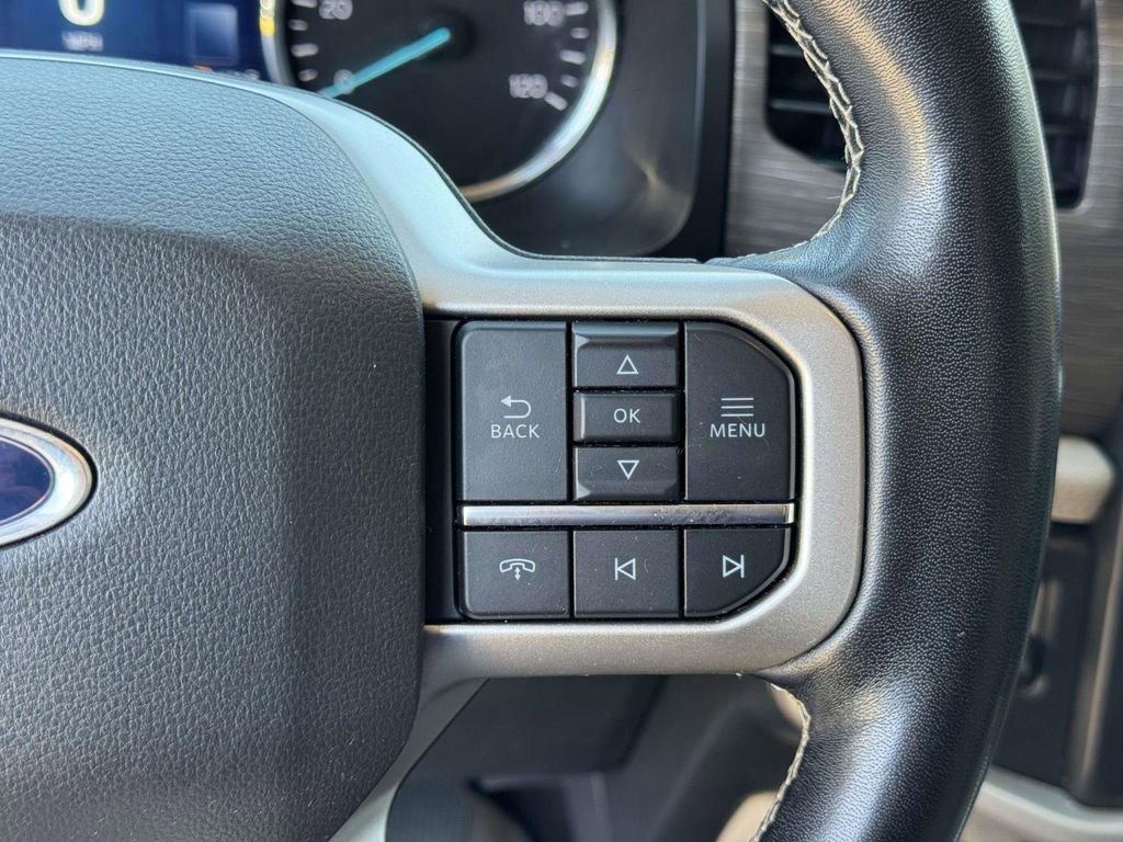 Used 2022 Ford Expedition Max Limited image 11