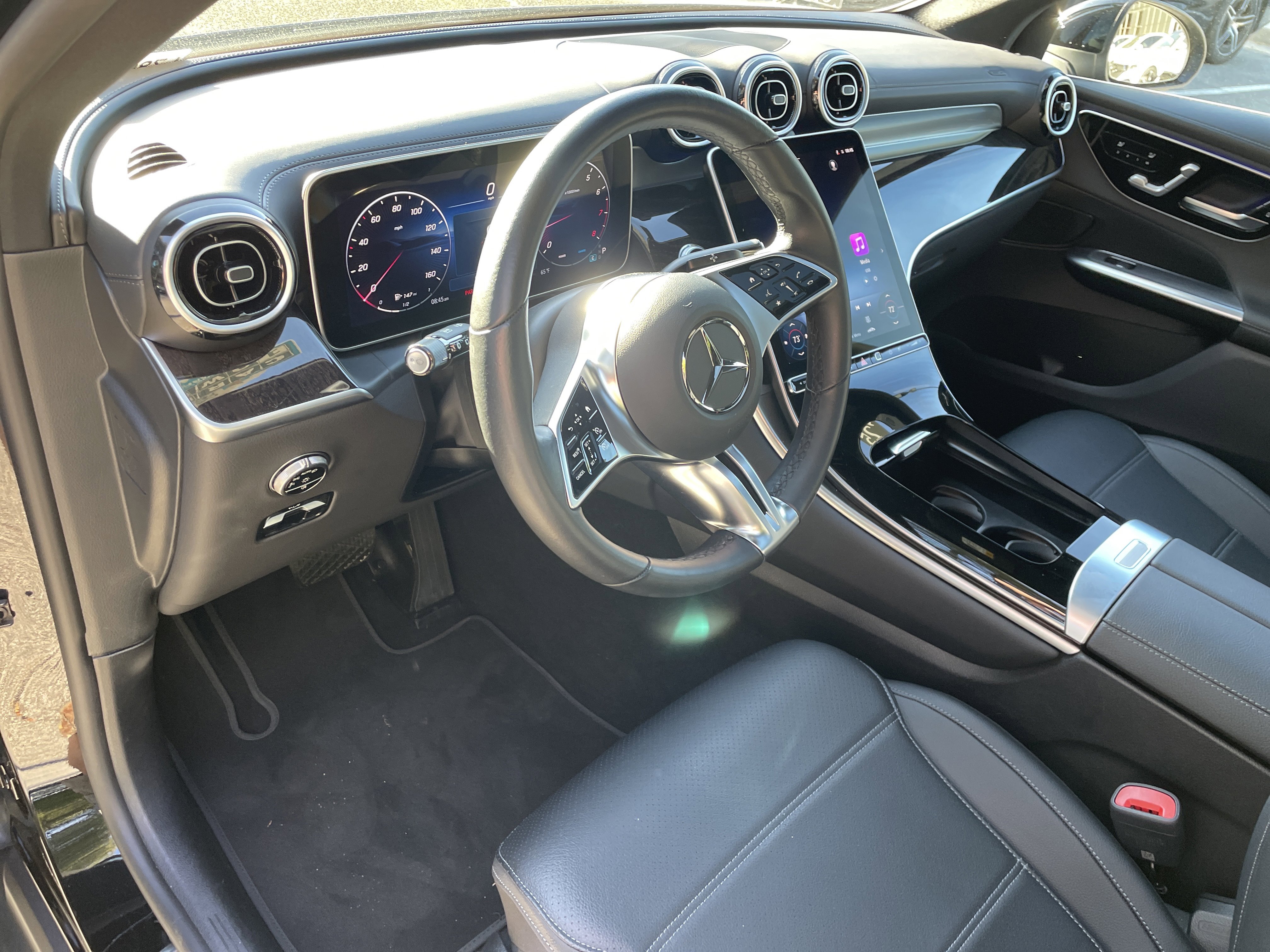 Certified 2025 Mercedes-Benz GLC 300 4MATIC image 21