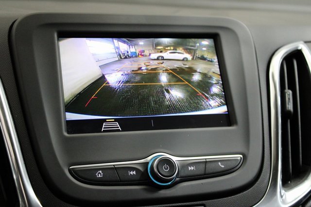 Used 2020 Chevrolet Equinox LT image 17