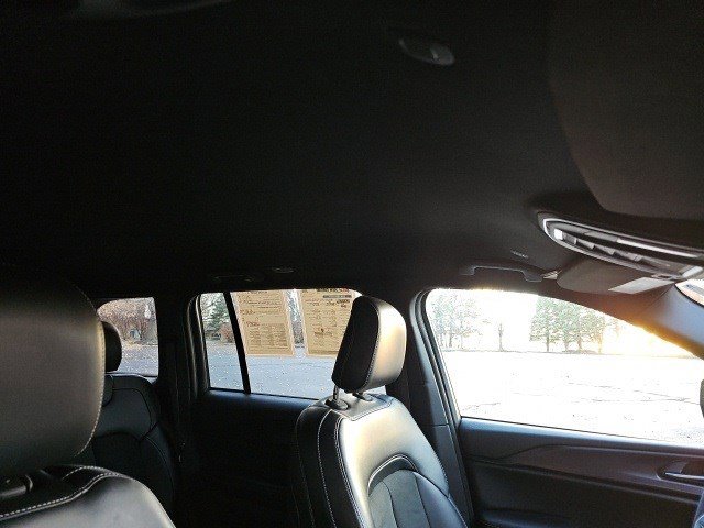 Used 2024 Jeep Grand Cherokee Altitude image 13