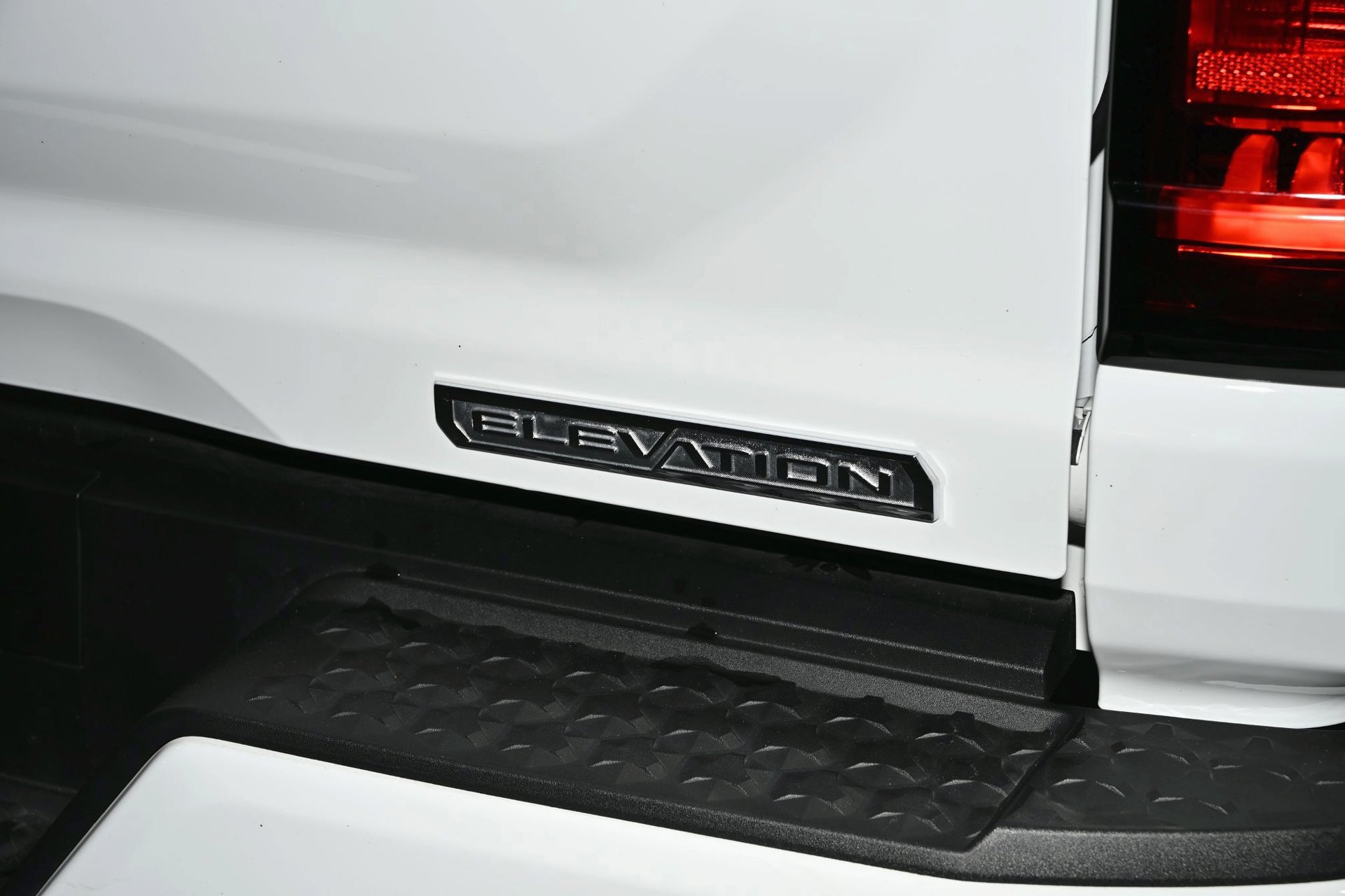 Used 2024 GMC Canyon Elevation w/ Convenience Package AWD/4WD image 11