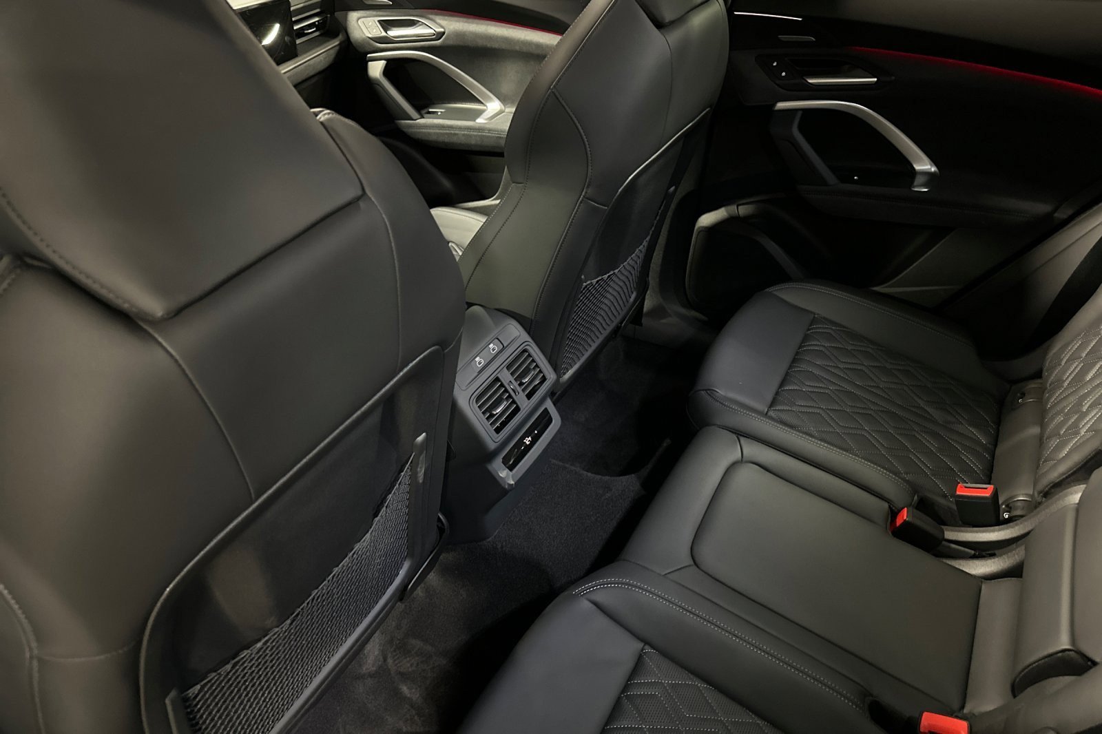 New 2026 Audi SQ5 Premium Plus image 11