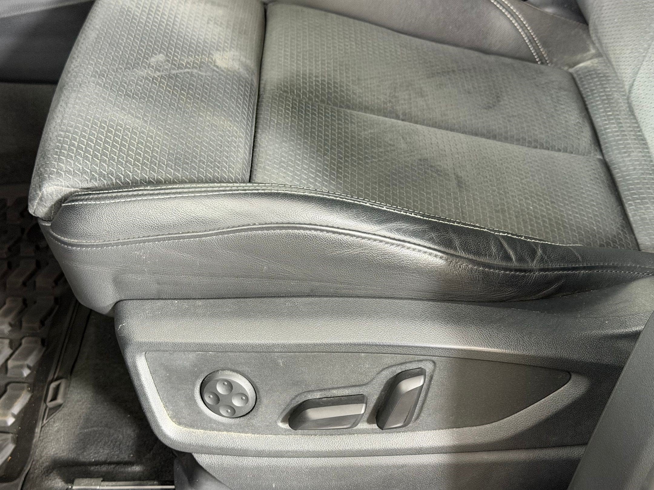 Used 2021 Audi Q5 e Prestige AWD/4WD image 15