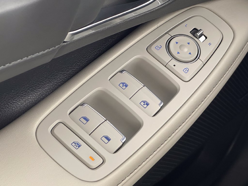 Used 2022 Hyundai Sonata Limited FWD image 34
