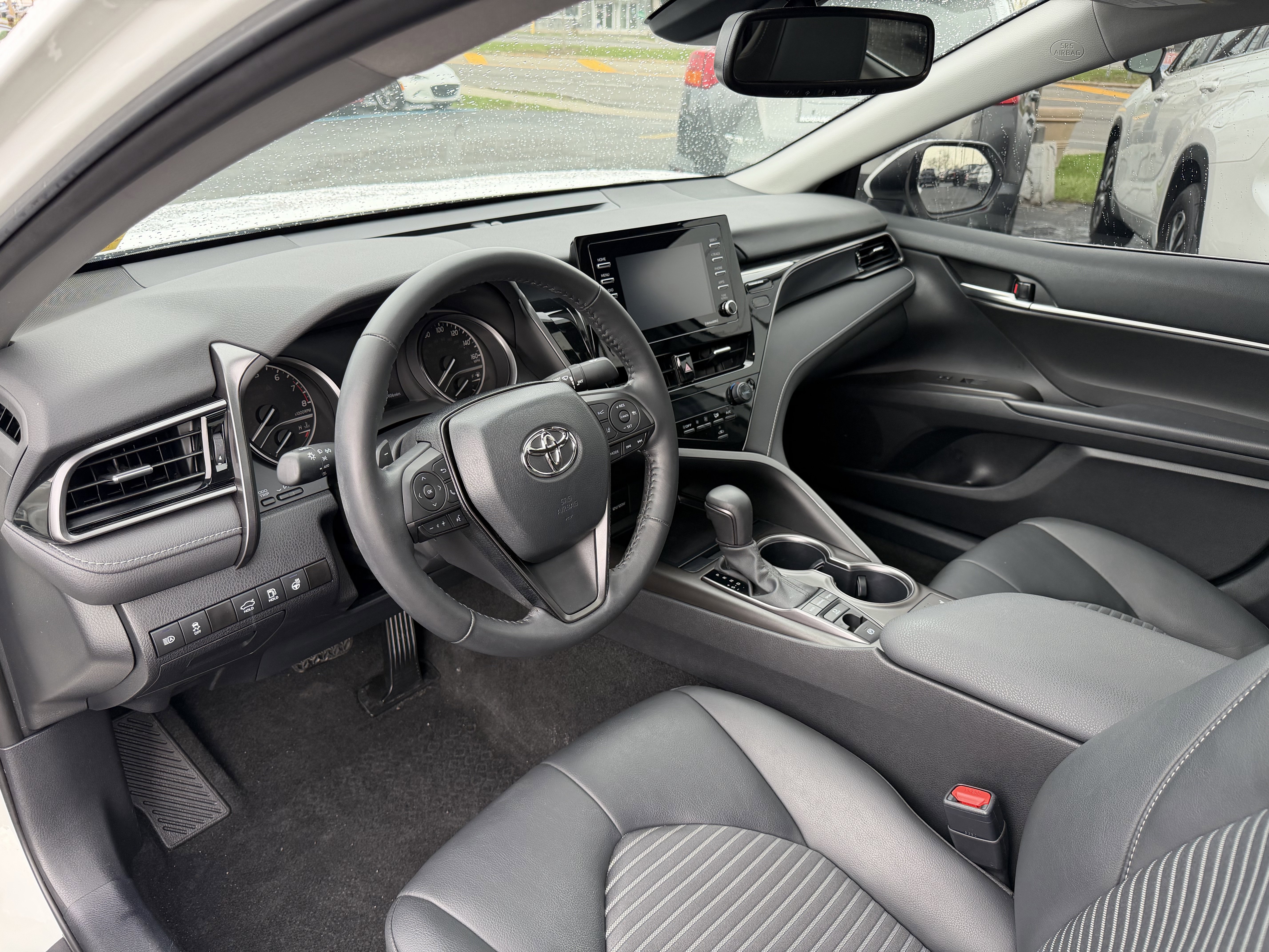 Used 2023 Toyota Camry SE w/ Cold Weather Package AWD/4WD image 9