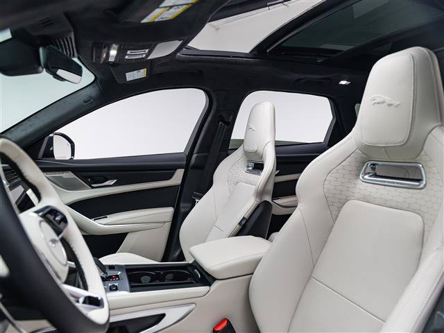 New 2026 Jaguar F-PACE R-Dynamic S AWD/4WD image 15