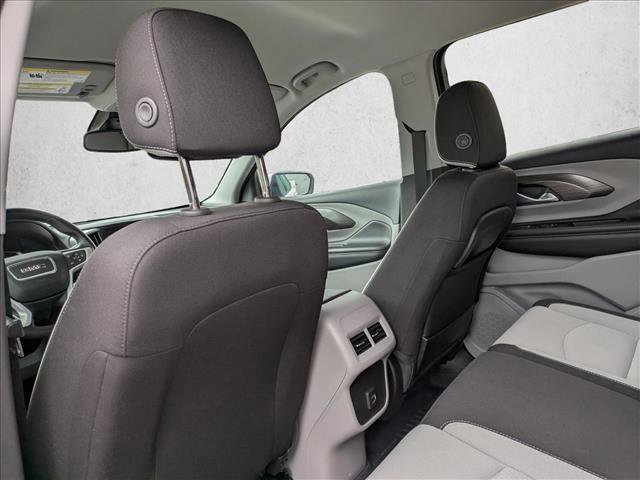 Used 2024 GMC Terrain SLE w/ Driver Convenience Package image 13