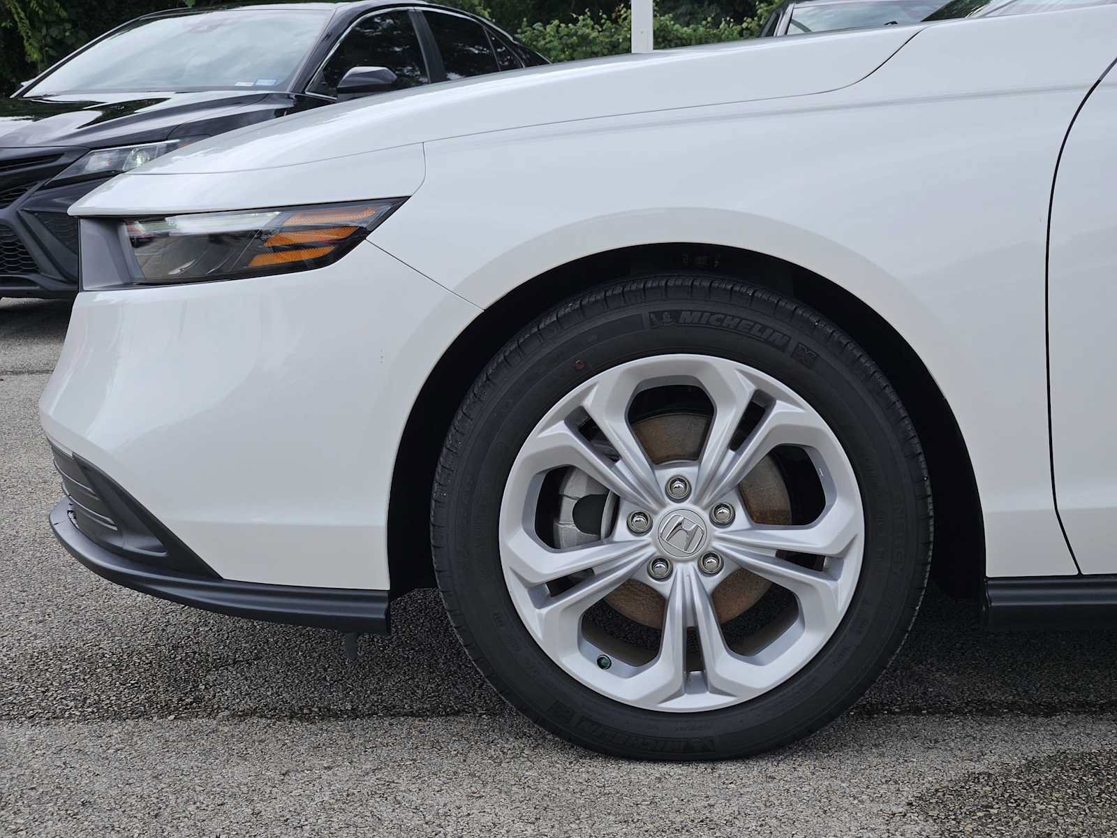 Used 2025 Honda Accord LX image 9