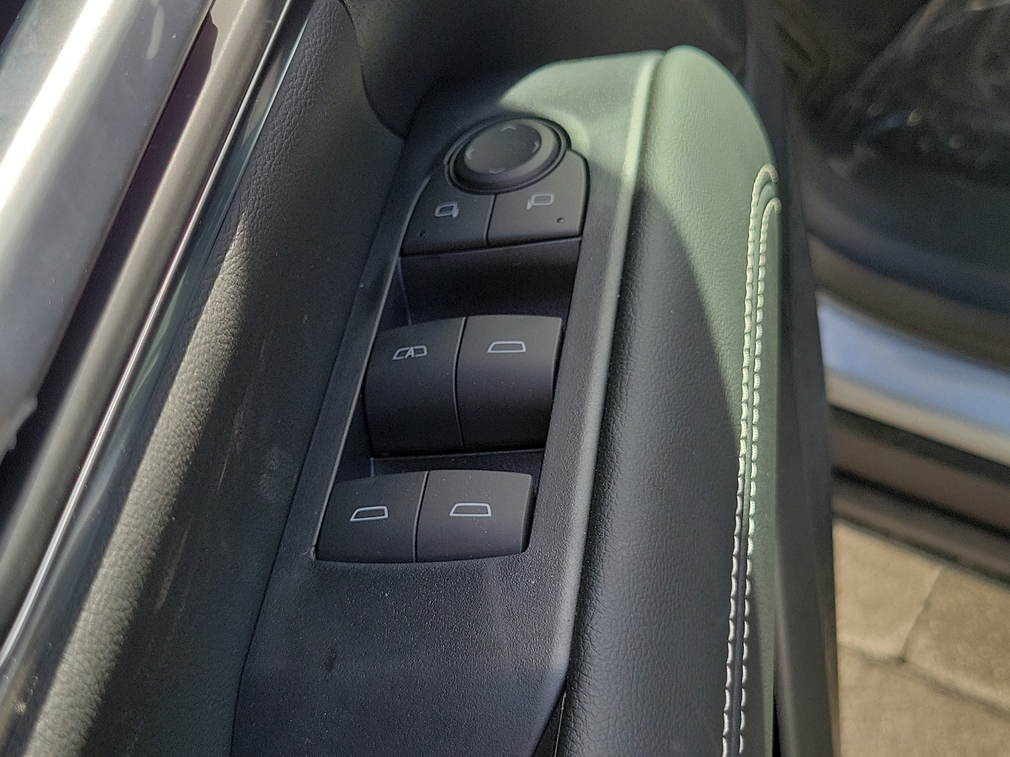 New 2027 GMC Terrain Elevation w/ Elevation Premium Package FWD image 20