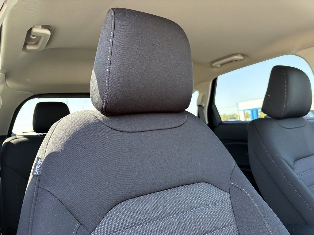 Used 2024 Ford Edge SE w/ Black Appearance Package image 23