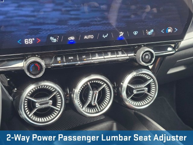 Used 2024 Chevrolet Blazer EV LT AWD/4WD image 28